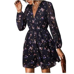 NWT Flowy black floral chiffon mini dress by Cupshe 🌸